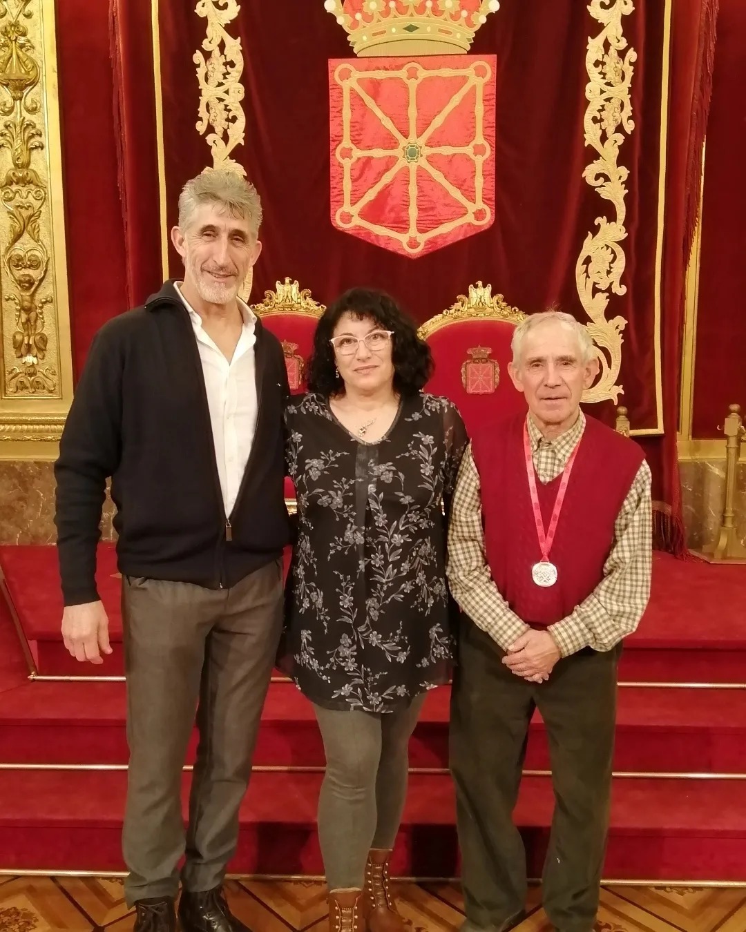 Manuel Fernández recibió ayer la Medalla de Plata al Mérito Deportivo